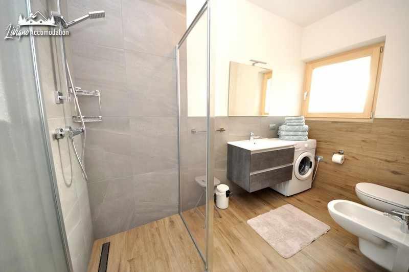 Chalet Riccio By Livigno Accomodation Phòng bức ảnh